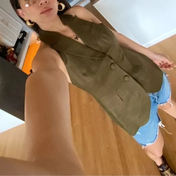 Reformation | Brennan 100% Linen Halter Vest Top in Dark Olive Green‎ - Image 3