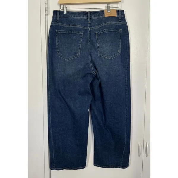 NWOT Seven7 Relaxed Fit High Waist Pieced Barrel Jeans in Canyon Size 12 - Image 4