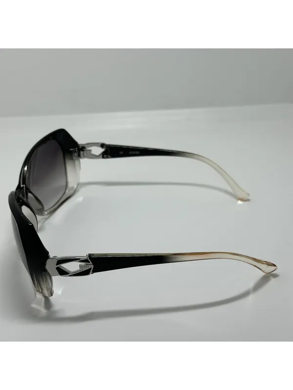 Guess Women's Gradient Black to Clear Oversized Sunglasses with Case and Cloth - Image 4