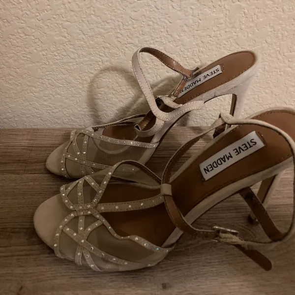 Steve Madden Tan Pluuto Heels Size 7.5 M 4" Heels Sparkly Mesh Inlay T Strap - Image 4