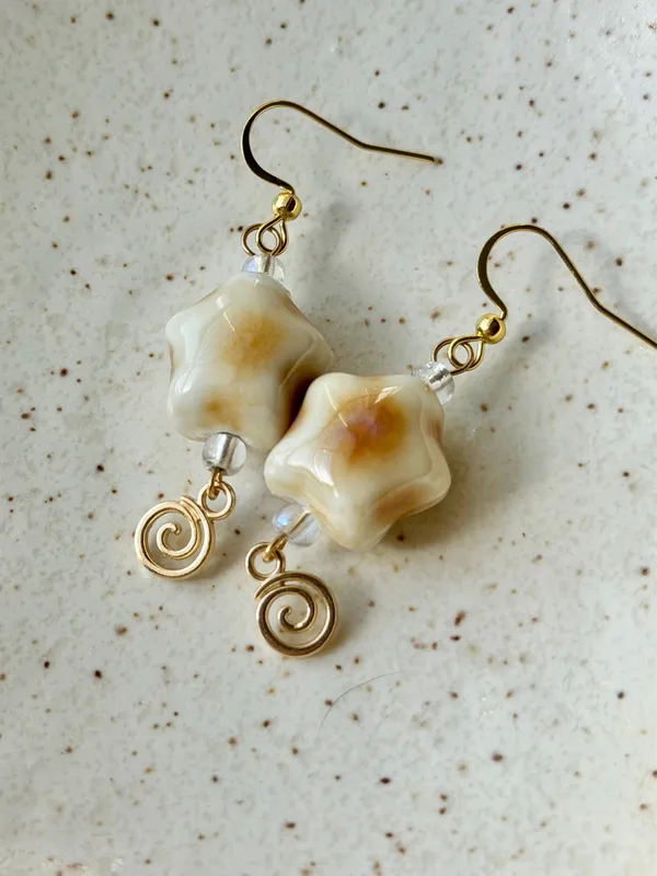 Handmade ceramic chunky star boho fairy y2k earrings⭐️💚 - Image 4