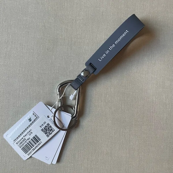 Lululemon silicone keychain - Solar Grey/Starch Blue - Image 6