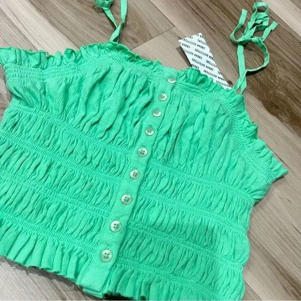 NEW Urban Outfitters Tulla Smocked Green Cami Top Women’s Small - Image 5