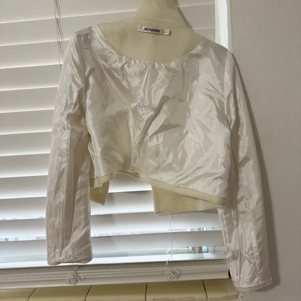 Elegant Cream Women's Jacket In S - Image 7