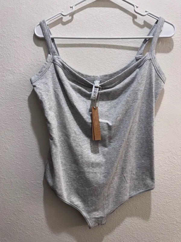 SKIMS NWT Cotton Jersey Scoop Neck Bodysuit in Light Heather Grey‎ Size XL - Image 4