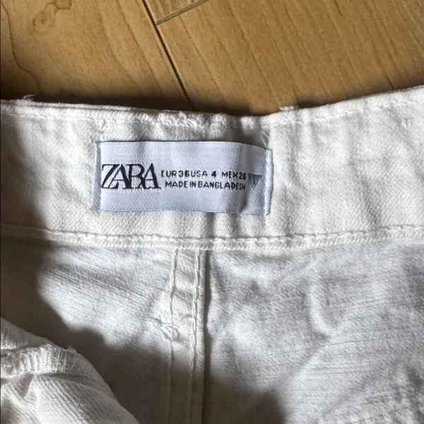 Zara Off-White Distressed Jean Shorts - Image 2