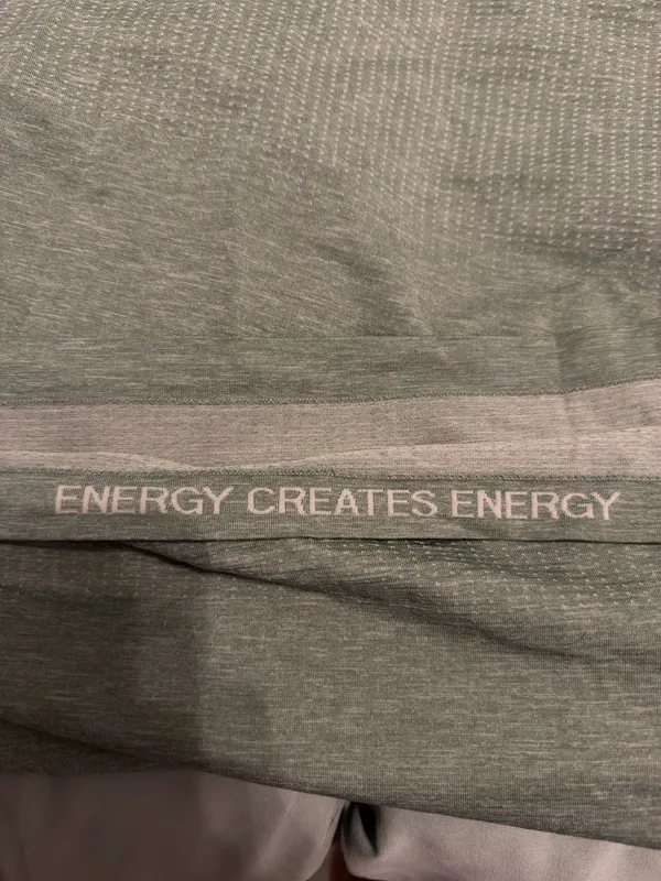 Lululemon Men’s Metal Tech Vent Shirt - Image 4