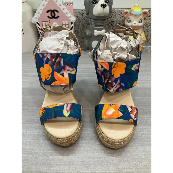 Nwot Qupid Florl Navy Blue‎ And Orange Espadrilles Wedge Sandals - Image 2