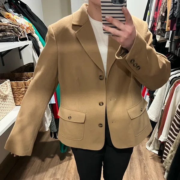 L.L. Bean Women's Camel Blazer - Image 3