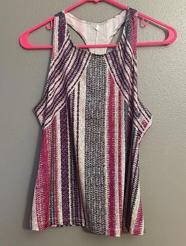 Nwt prana boost printed top - Image 4