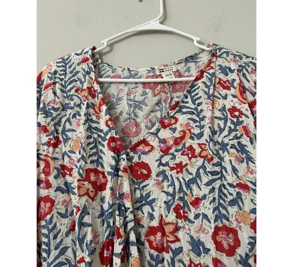 Billabong Safe Bet Surplice Top Floral V-Neck Boho Blouse Size Medium - Image 10
