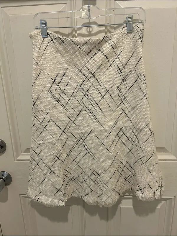 Zara White Tweed A-Line Skirt with Black Windowpane - Image 2