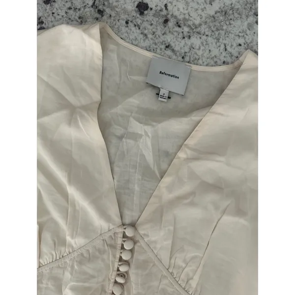 Reformation Nadia Cream top shirt sz 2 - Image 2