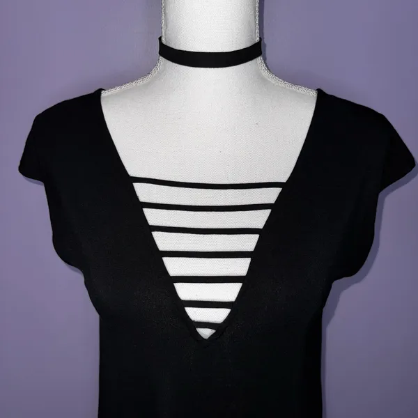 NEW American Eagle Black Strappy V-Neck Top - Image 4