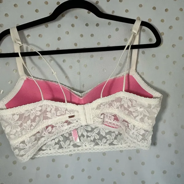 PINK Victoria's Secret Floral Lace Bralette in Cream - Image 3