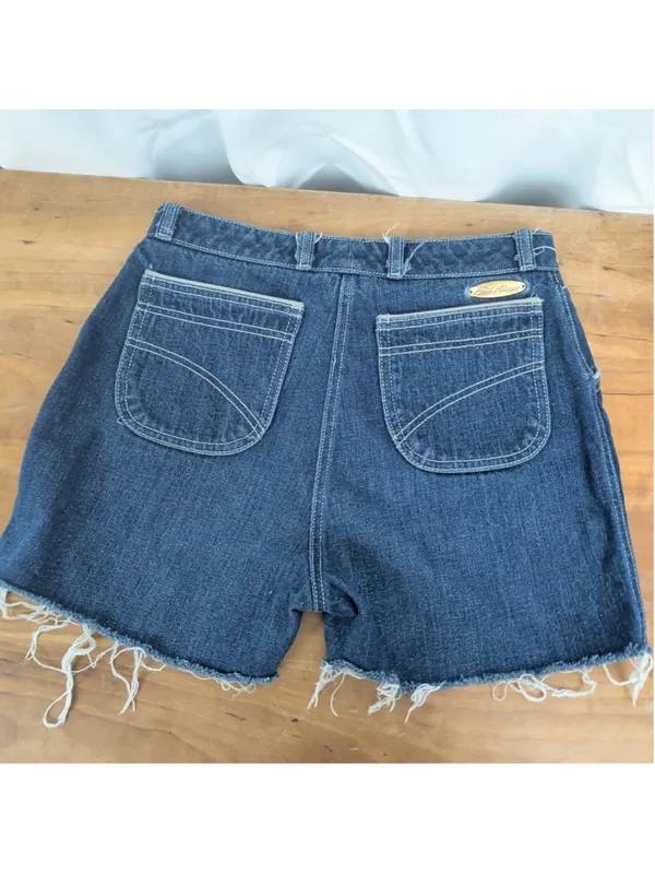 Vintage Bill Blass Cutoff Denim Shorts - Image 5