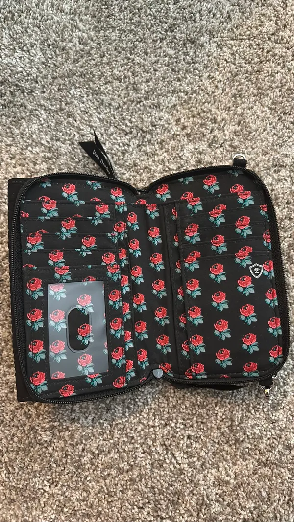 Vera Bradley Wallet - Image 5