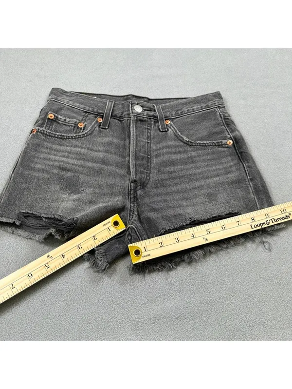 Levis 501 Original Black Cut Off Denim Jean Shorts Womens 24 High Rise Raw Hem - Image 4