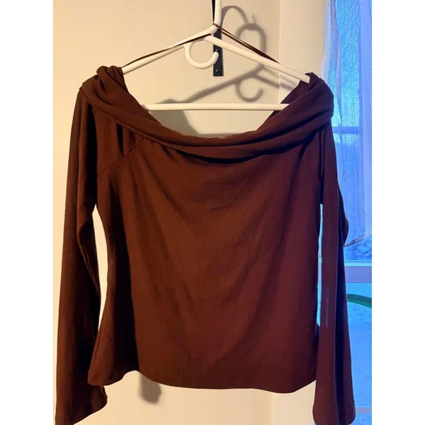 Kimchi Blue off the shoulder sz L shirt - Image 4