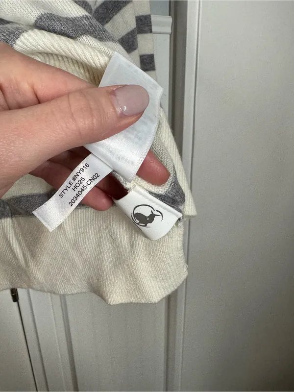 NWT Madewell Cashmere Crewneck Sweater in Ivory & Heather Grey Stripe size xxs - Image 5