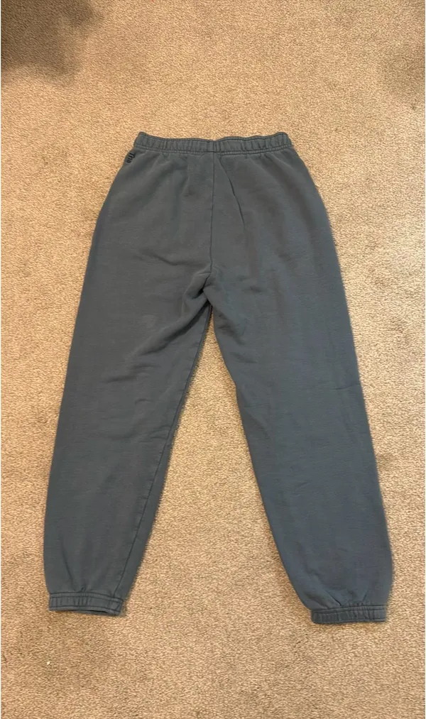Aritzia Sweatpants TNA - Image 2
