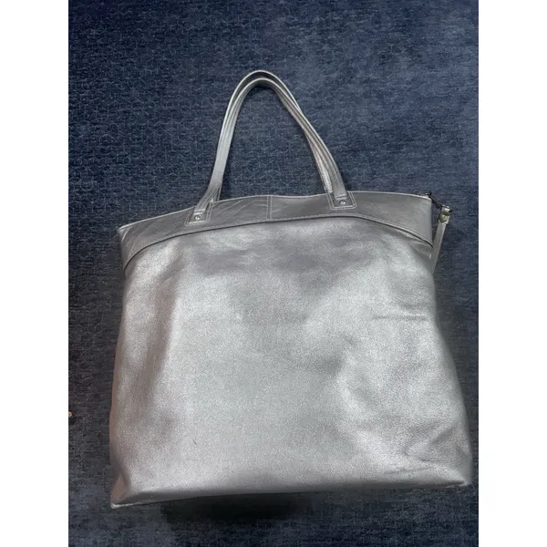 Coach Laura F18336 Metallic Silver Leather Large Tote Embossed Signature C - Image 3