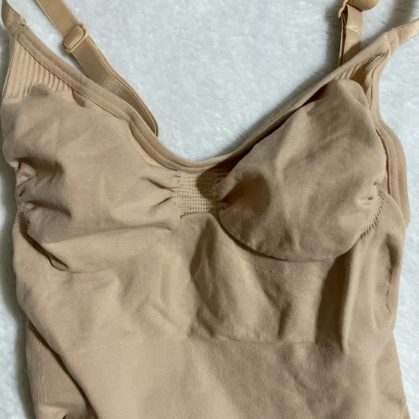SKIMS Sculpting Mid-Thigh Bodysuit XS - Image 5