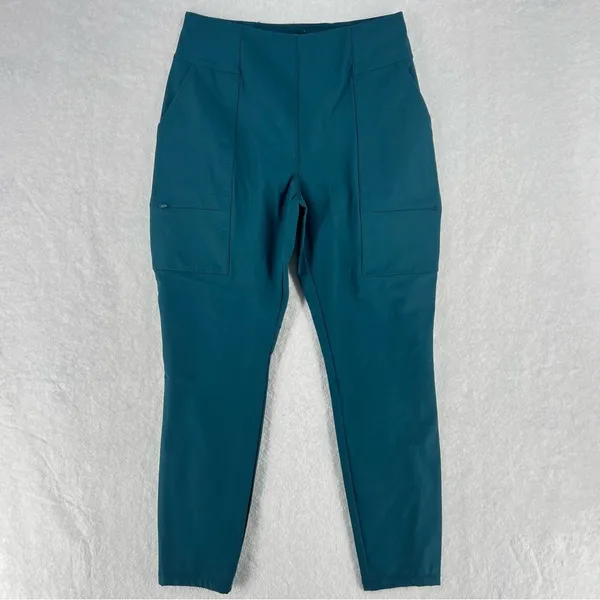 Fabletics Short Length High Waisted Hybrid‎ Cargo Pants Stretch Pockets Skinny - Image 2