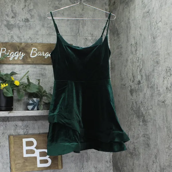 NWT B. Darlin Square Neck Asymmetric Layered Skirt Mini Dress Dark Green 15/16 - Image 4
