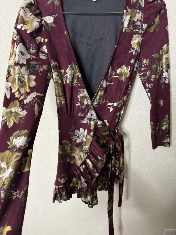 Tularosa Scout Maroon Dress Ling‎ Sleeve Floral Wrap Burgundy Womens Size XXS - Image 3