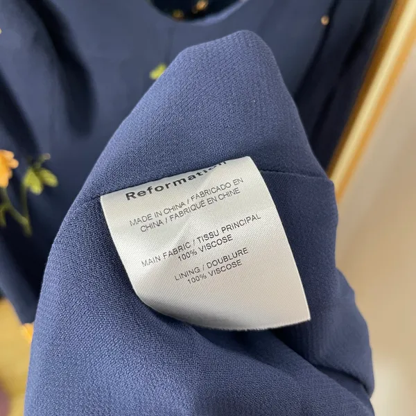 Reformation Fulton blue floral midi dress with slit - Image 8