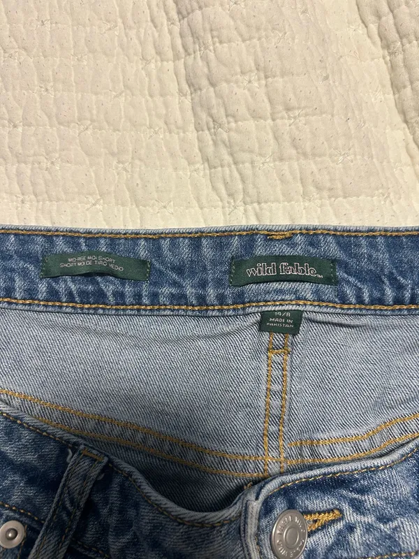 wild Fable Mid-Rise Midi Short Jean Shorts - Image 3