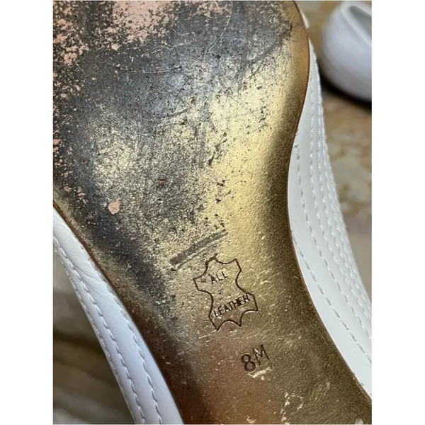 Tory Burch pointed-toe Stiched Gold Tone Logo flats white leather size 8 - Image 10