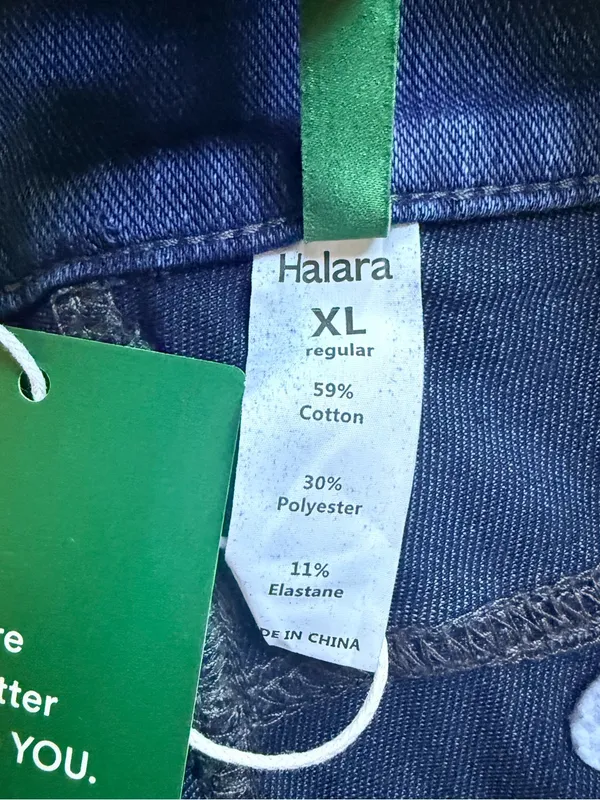Halara Dark Medium Wash 3 Button Super Stretchy Skinny Jeans Size XL - Image 6