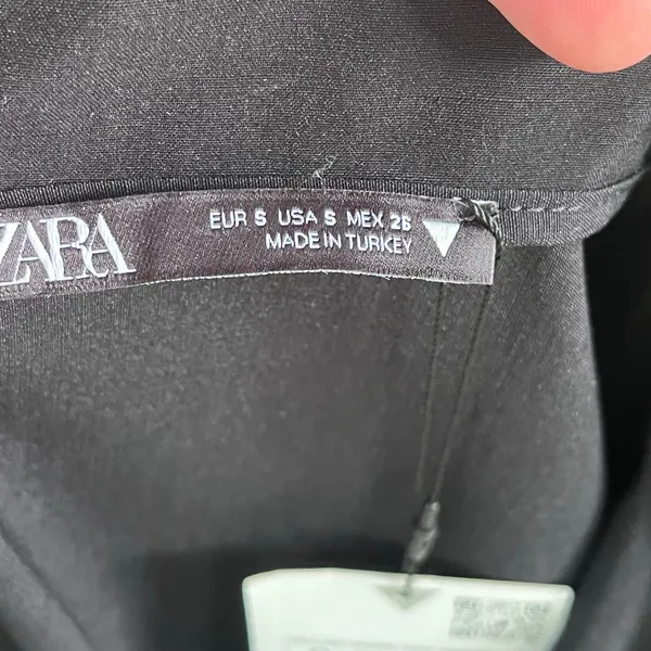 Zara Women's Black Clasp Front Long Sleeve Jacket Size S. NEW! - Image 6
