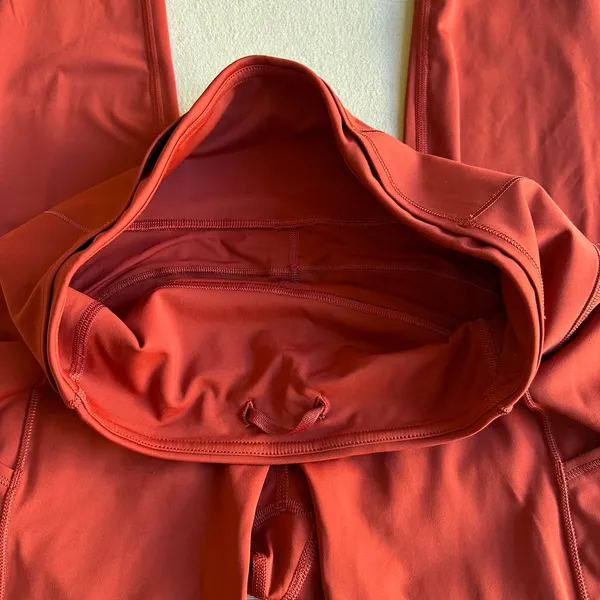 Lululemon Red Wunder Train High-Rise Leggings with Pockets 25" - Image 6