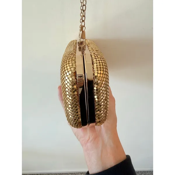 Lulus Clutch Bag Women's Gold Detachable Crossbody Chain Strap Clasp Closure - Image 4