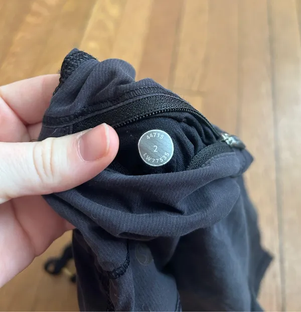 Vintage Lululemon Work It Out Shorts - Image 5