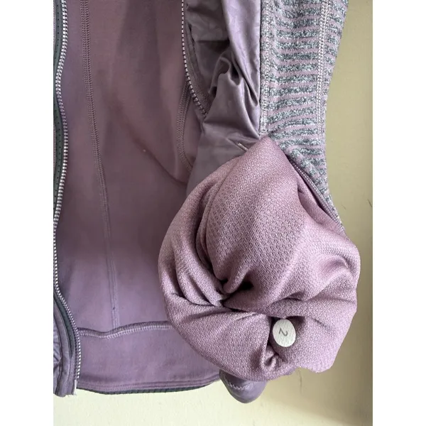 Lululemon Rebel Runner Zip Up Jacket size 2 Petal Camo Embossed‎ Purple Fog - Image 8