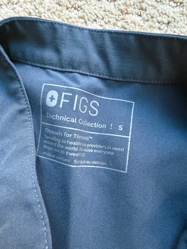 FIGS Scrub Top - Image 2