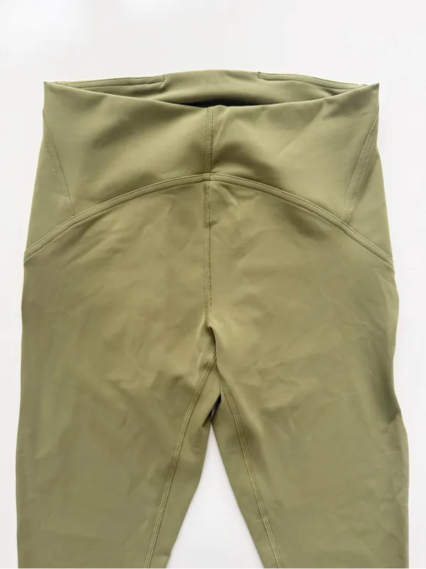 lululemon InStill High-Rise Leggings Bronze Green Size 8 - Image 4