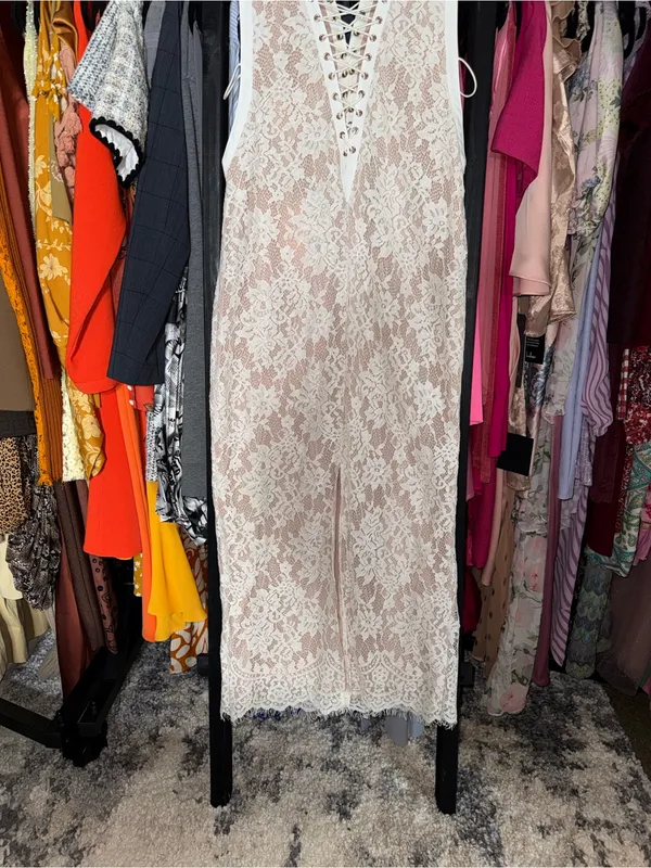 The Jetset Diaries Golden Rose White Lace Maxi Dress Womens Small New NWT - Image 13