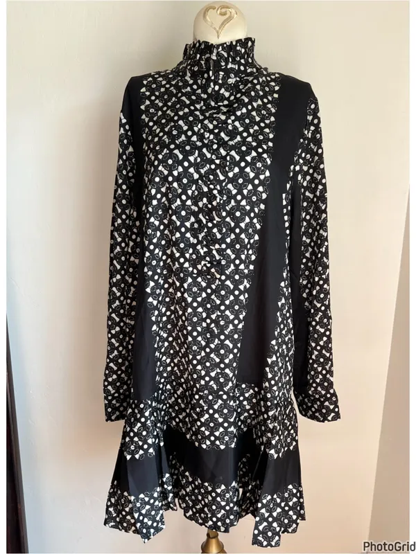Tuckernuck Black Geo Tate Long Sleeve Dress Size Large - Image 2