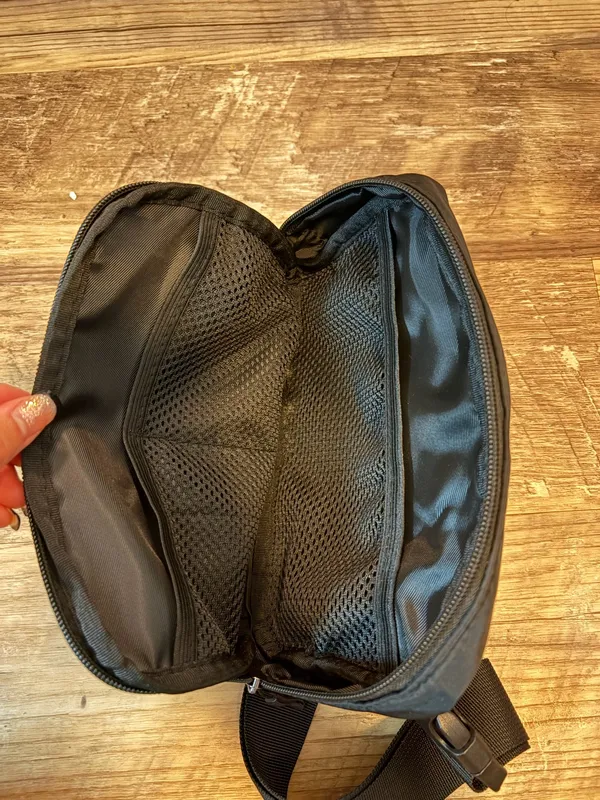 black fanny pack/belt bag - Image 3