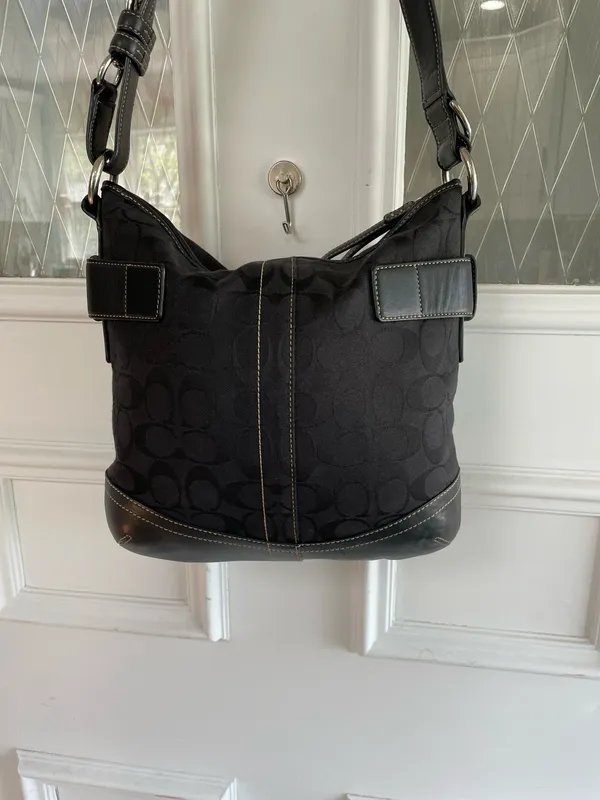 Vintage Coach Soho Signature Canvas Buckle Duffle Bag 3574 Black ORIGIN RECEIPT - Image 5