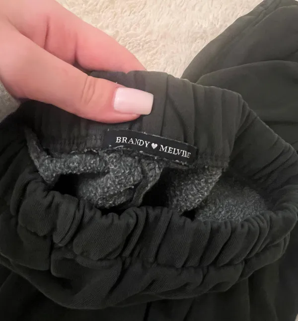 brandy Melville sweatpants - Image 3
