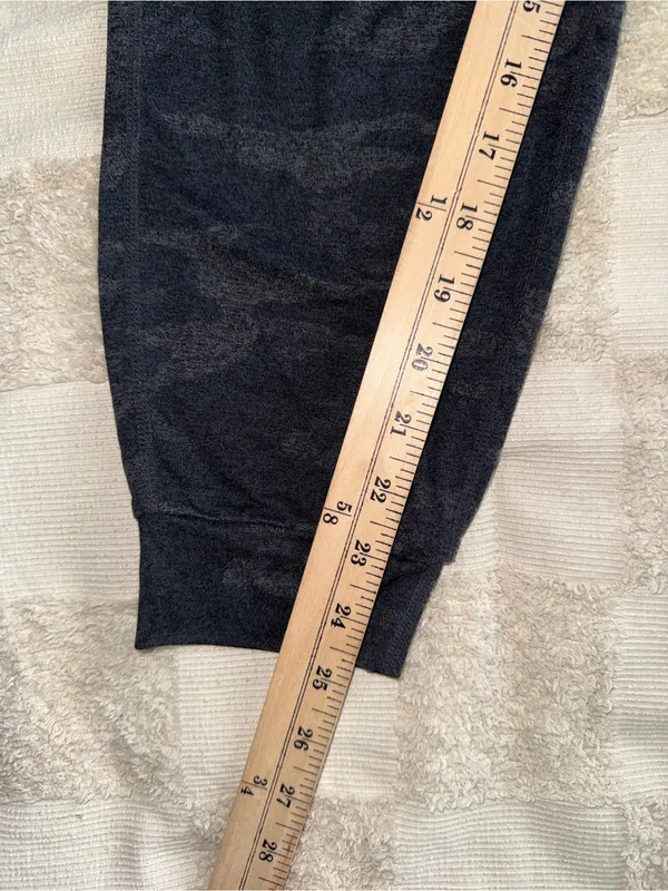 Vuori Performance Joggings‎ - Image 3