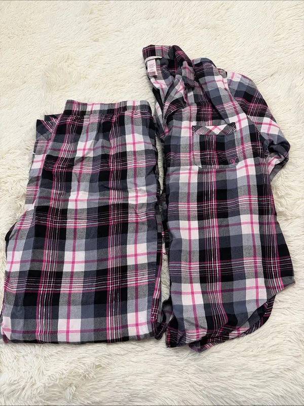 Victoria's Secret Black, White & Pink Plaid Pajama Set - Image 7