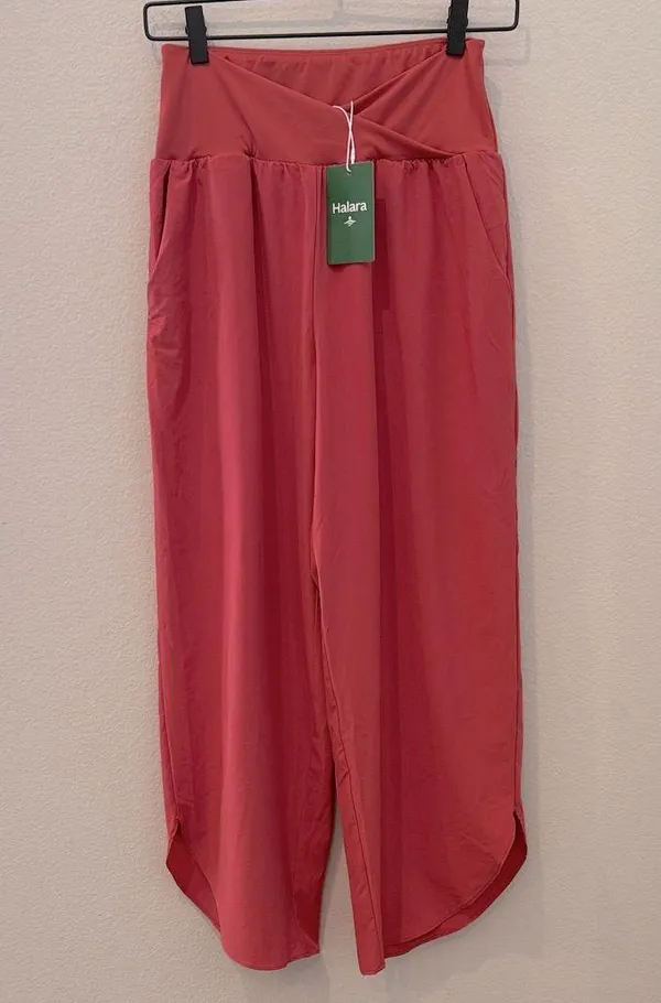 NWT HALARA SoCinched High Waisted Pants in Kapok Red Size Small - Image 2