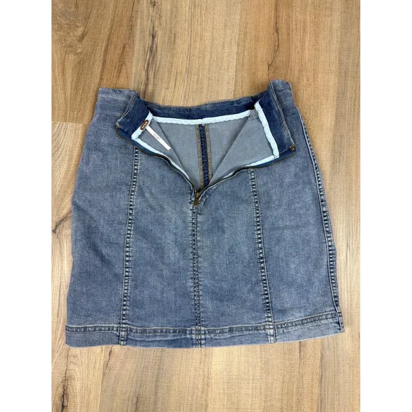 Free People Modern Femme Denim Mini Skirt Medium Wash Blue Size 6 OB502854 - Image 2